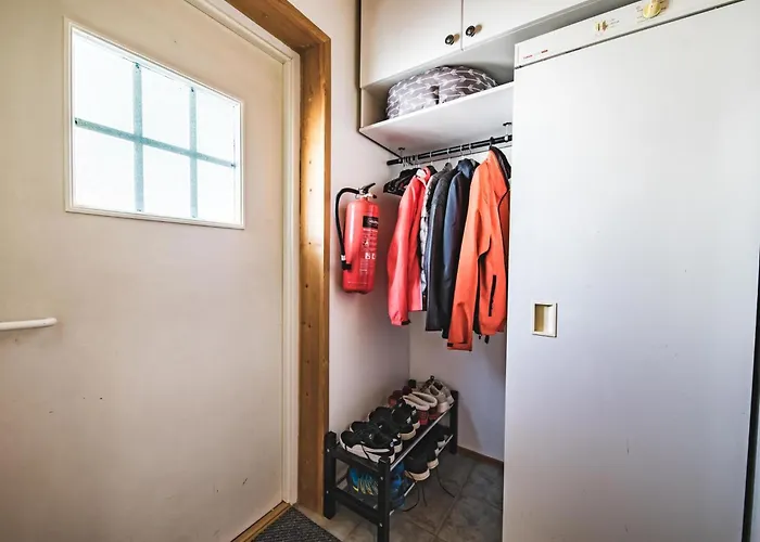 Kaetkaelaeinen 5 E 3 By Interhome *