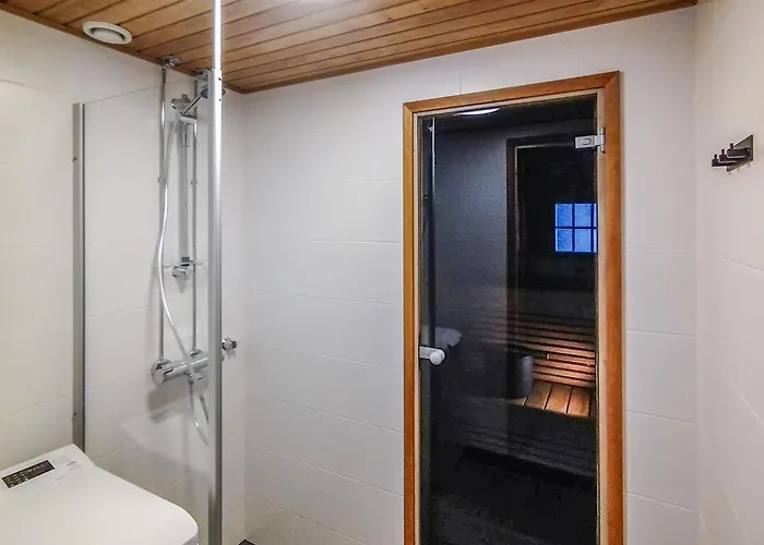 Kaetkaelaeinen 5 E 3 By Interhome レヴィ